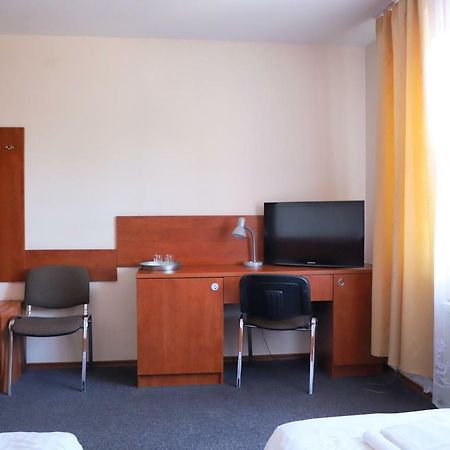 Hotel Julianow 바르샤바 외부 사진
