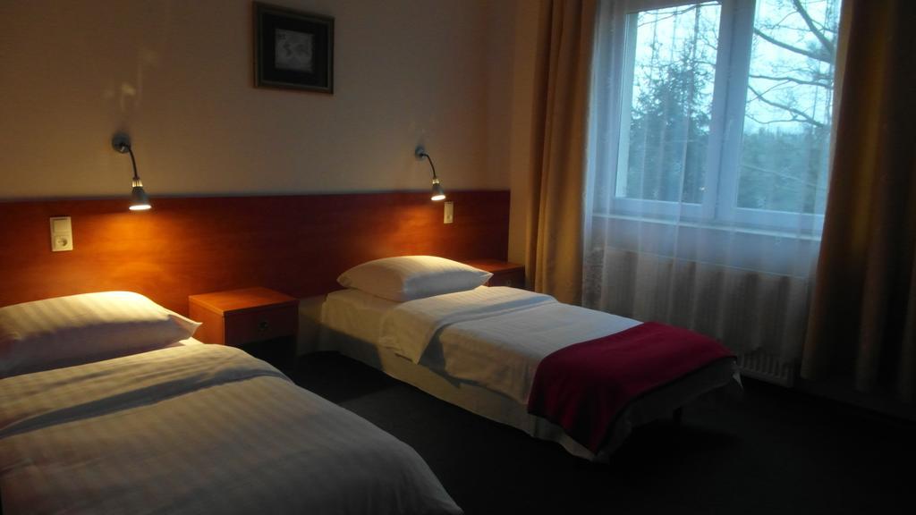 Hotel Julianow 바르샤바 외부 사진