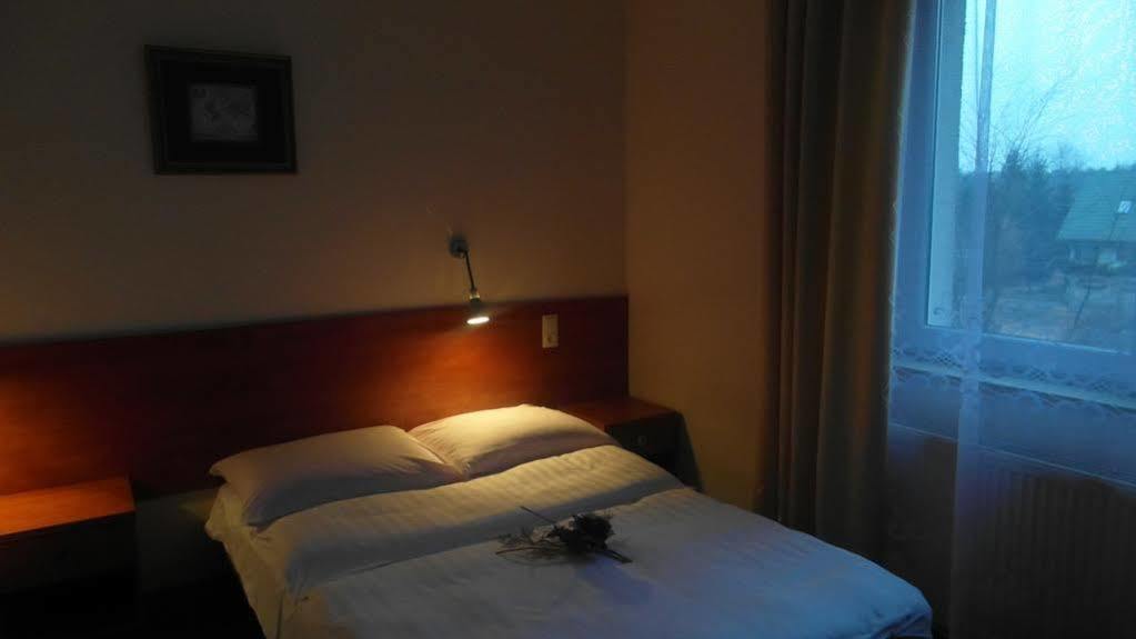 Hotel Julianow 바르샤바 외부 사진