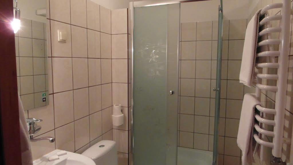 Hotel Julianow 바르샤바 외부 사진